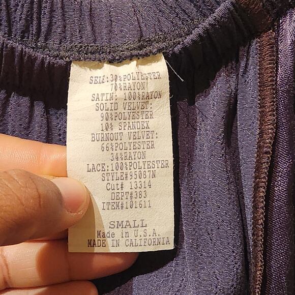 Vintage 1990s Sz S Velvet Burnout Dark Romantic Phoebe Buffay Top & Skirt Set - Picture 6 of 16